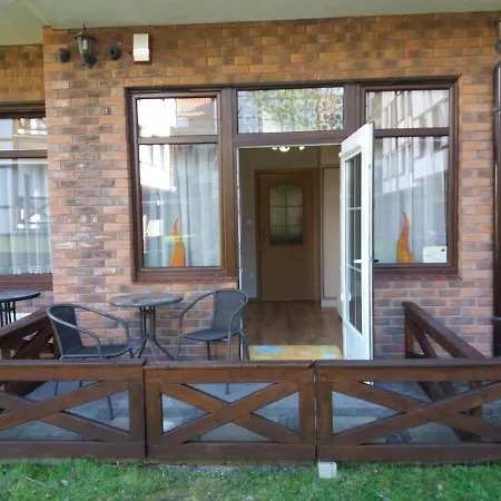 Apartament Rowy *